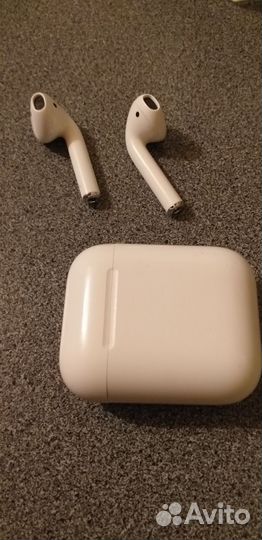 Наушники Apple,б/у продаются