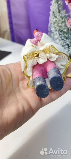 Ватная ёлочная игрушка Девочка со снегирем