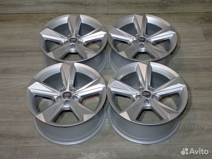 Комплект оригинальных R19 дисков Ауди Q7