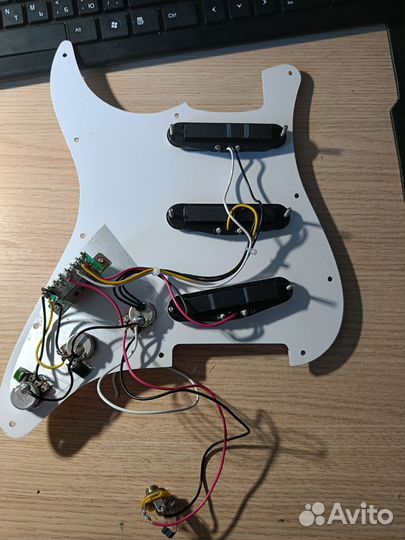 Пикгард на стратокастер
