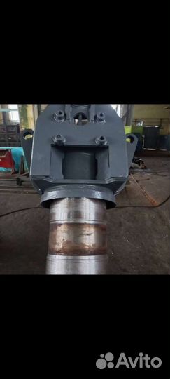 Продам трубу шарнира Кировец К 744 К7 К 700