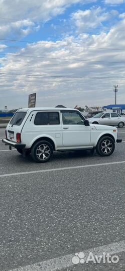 Двери на ниву 21213