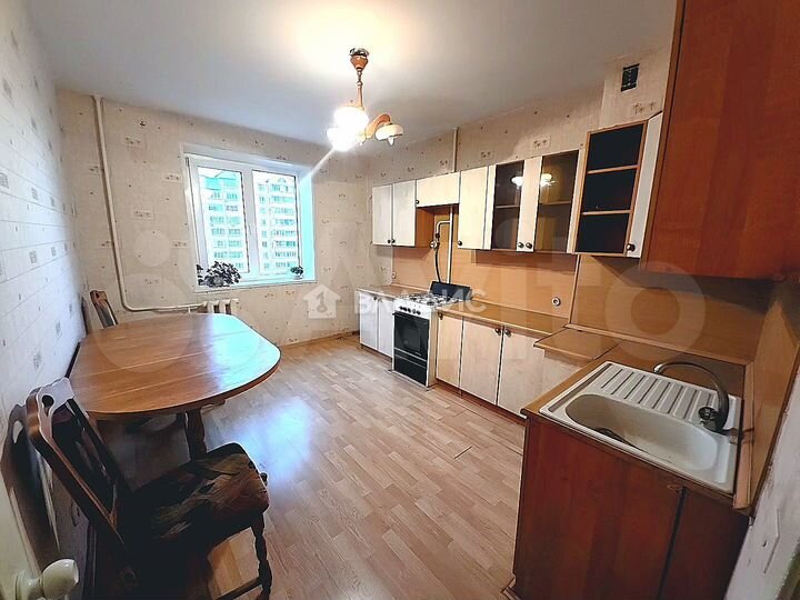 3-к. квартира, 82,5 м², 6/10 эт.