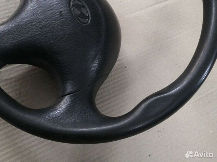 Руль hyundai lantra