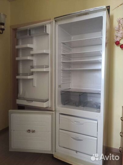 Холодильник атлант бу