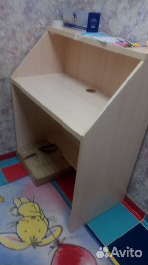 Стол