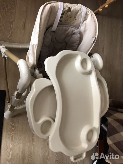 Детский столик и стульчик для кормления