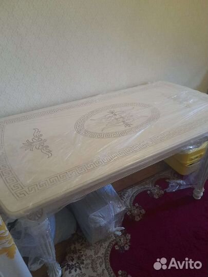 Стол новый