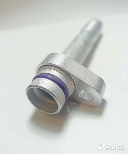 Фитинг для трубки кондиционера