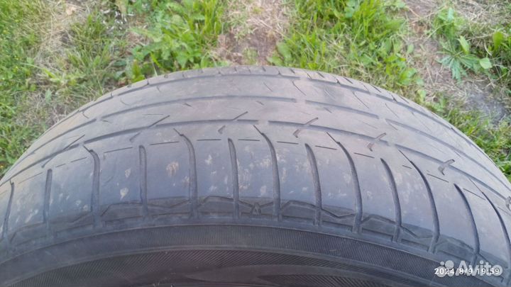 Toyo Tranpath MPZ 215/60 R17 96H