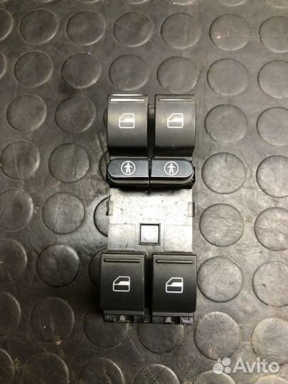 Блок управления стеклоподъемниками Volkswagen