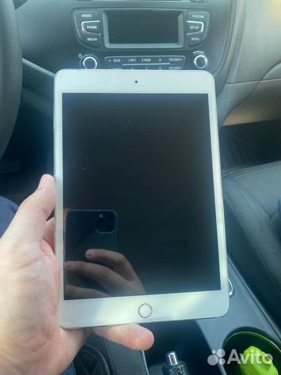 iPad mini 4 16gb LTE