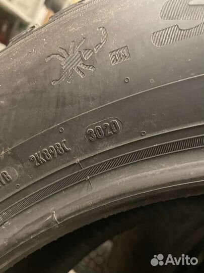 Pirelli Scorpion Ice Zero 2 255/55 R20 110H