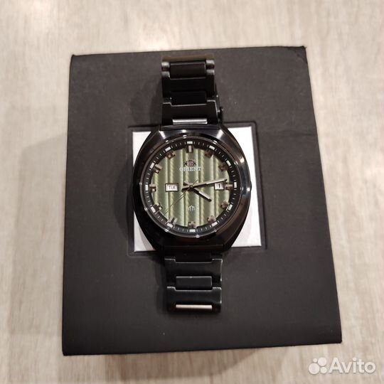 Мужские наручные часы orientneo 70'sUG1U002F