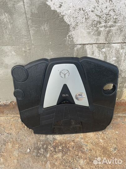 Крышка двигателя мерседес om642