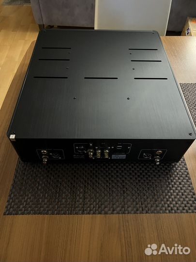 Audio-GD R-7HE MK2 DAC