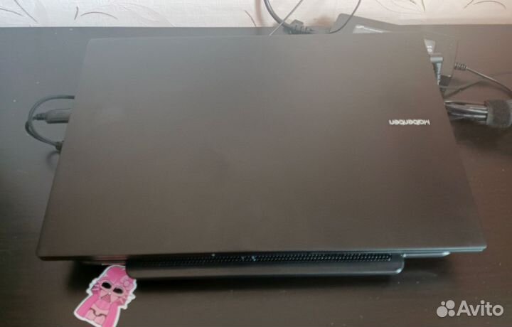 Maibenben p527 Intel nuc x15