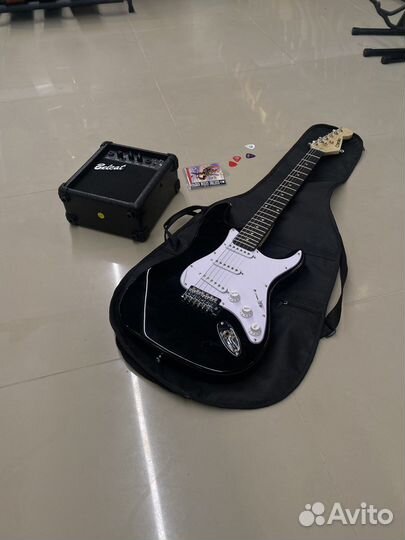 Комплект электрогитара для начинающих