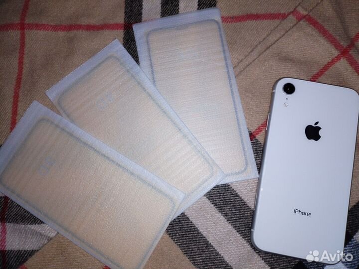iPhone Xr, 128 ГБ