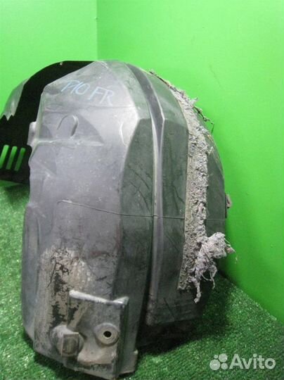 Подкрылок передний правый Ford Fiesta (CB1) 2011