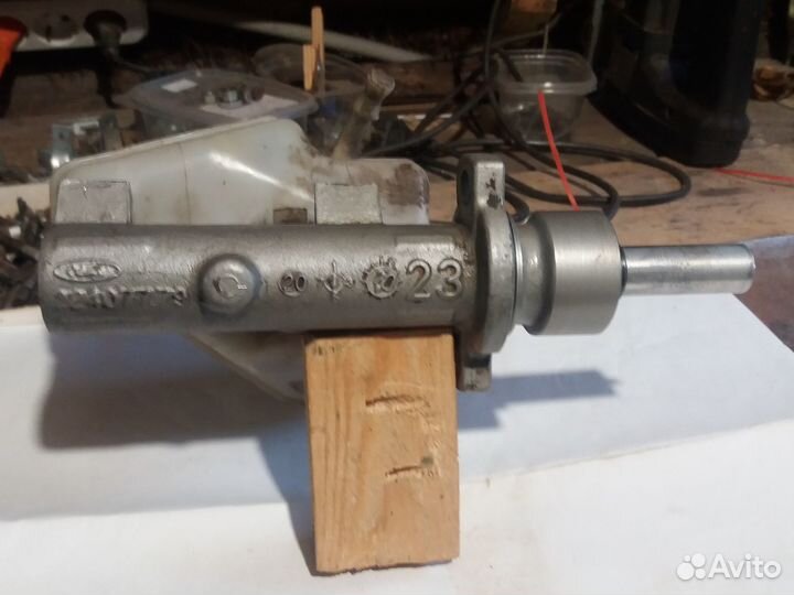 Главный тормозной цилиндр на ford mondeo 3