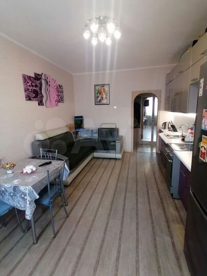 2-к. квартира, 52 м², 4/9 эт.