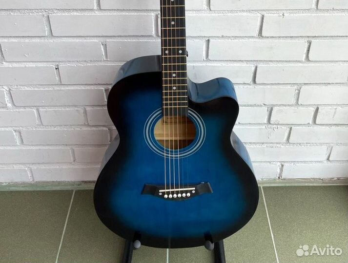 Гитара акустика