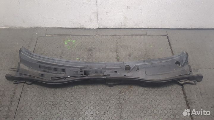 Жабо под дворники Mazda 3 (BM), 2017