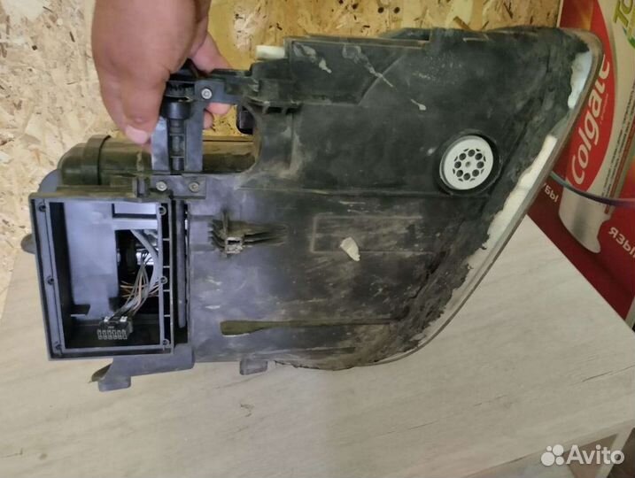 Фара левая porsche cayenne