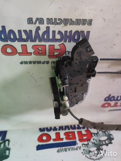 Замок двери задний левый Nissan Almera седан 4 1