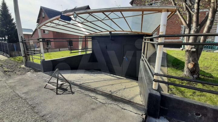 Коттедж 137 м² на участке 10 сот.