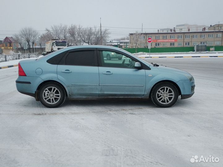 Ford Focus 1.6 МТ, 2006, 300 000 км