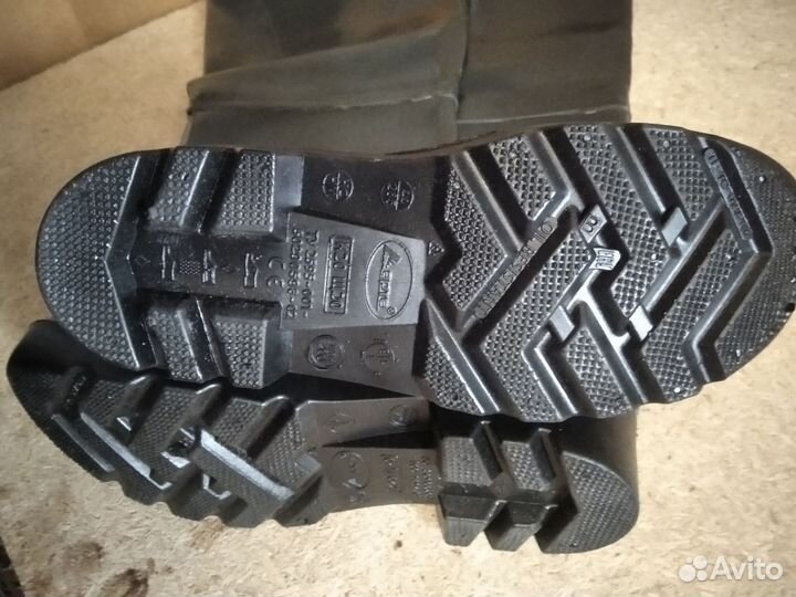 Забродники рыбацкие толстые