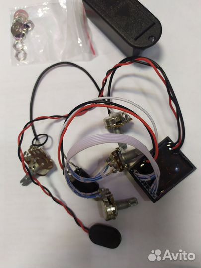 Преапм внутренний для бас гитары