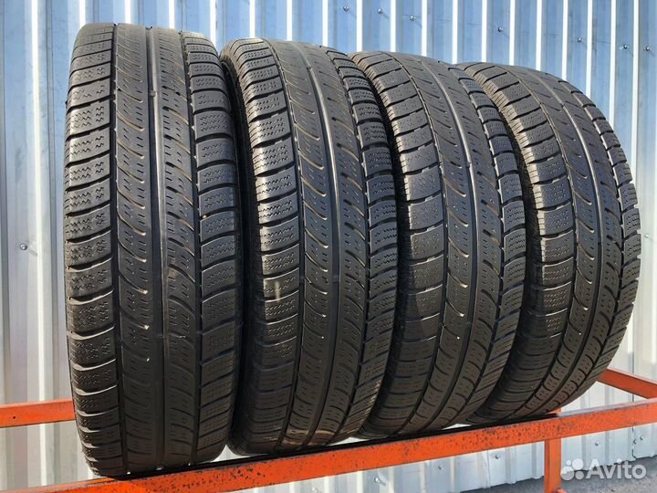 Continental VancoWinter 2 205/75 R16C