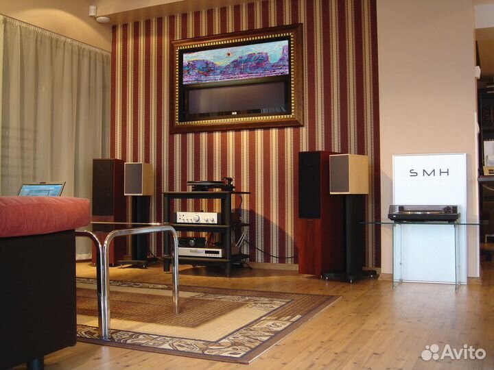 Монтаж домашних кинотеатров, проекционной техники