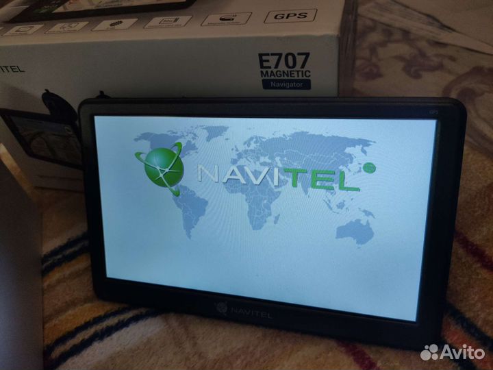 Новый GPS Навигатор Navitel E707 Magnetic