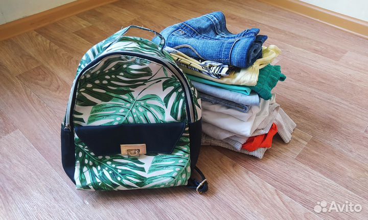 Пакет фирменных вещей