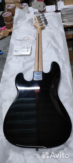 Бас-гитара fender squier Affinity Precision Bass P