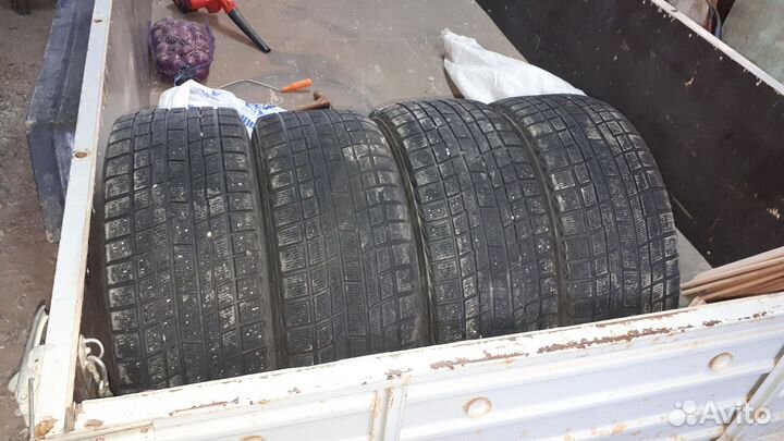 Yokohama Ice Guard IG30 205/55 R16