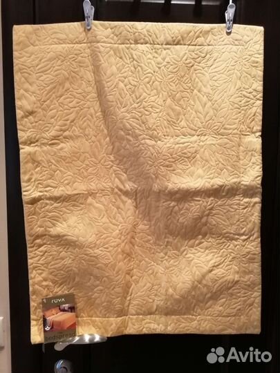 Чехлы новые для подушек