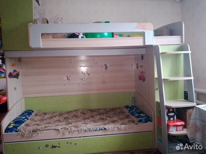 Двухъярусная кровать бу