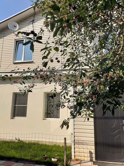 Дом 181 м² на участке 6 сот.