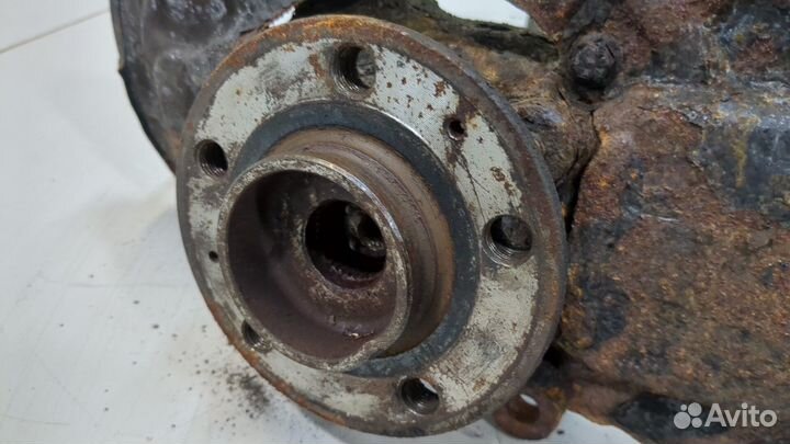 Ступица (кулак, цапфа) левая передняя Volvo XC90, 2006