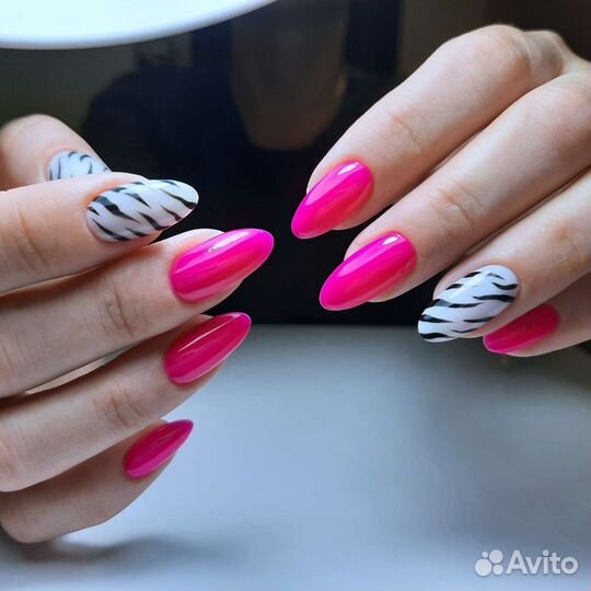 Маникюр, педикюр, гель-лак на Дыбенко