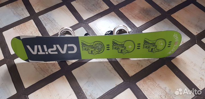 Сноуборд Capita с креплениями