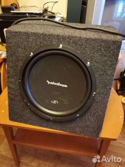 Акустические колонки в авто, саб