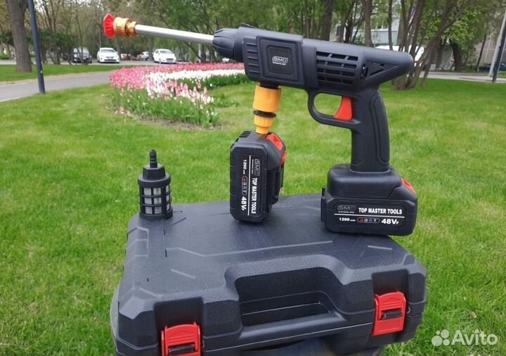 Мойка высокого давления на аккумуляторе