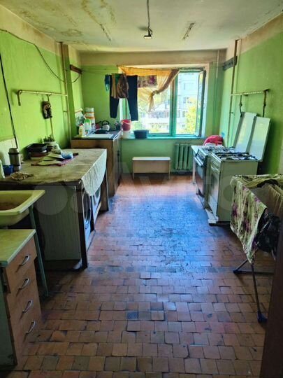 Комната 18,3 м² в 8-к., 4/5 эт.