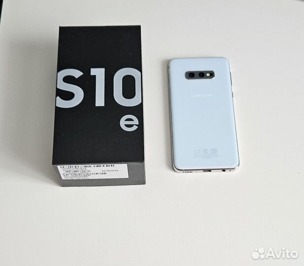 Samsung Galaxy S10e, 6/128 ГБ